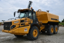 2016 Bell B25E Water Truck