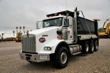 2014 Kenworth T800 Tri Axle