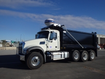 2017 Mack GU713 Tri Axle