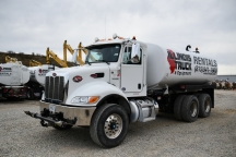 2019 Peterbilt 348