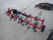 2018 Farm King 8413 Box Cultivator