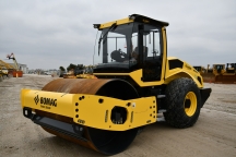 2019 Bomag BW211D-5 Smooth Drum